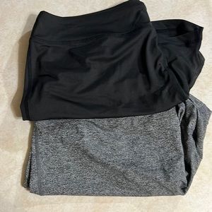 Set up two shorts never worn